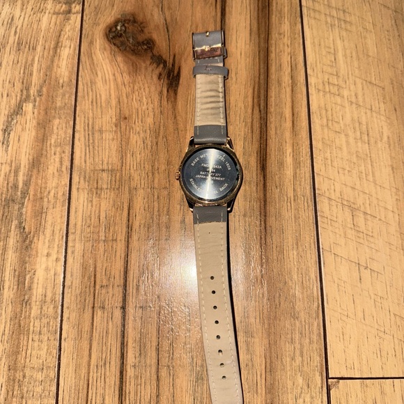 Watch - Picture 3 of 4